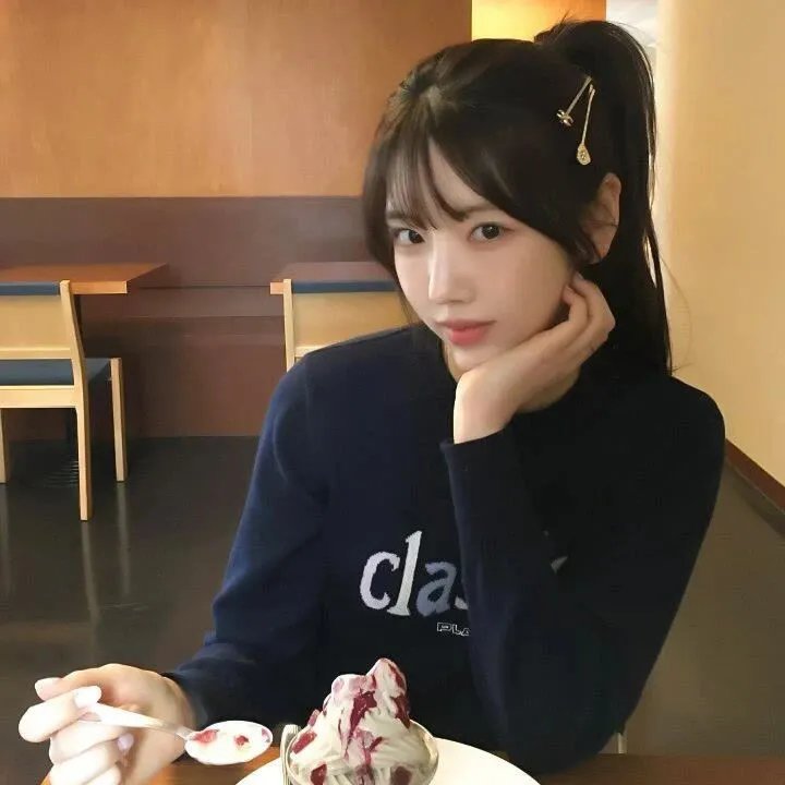 绝世萌宝：穿回古代当王妃